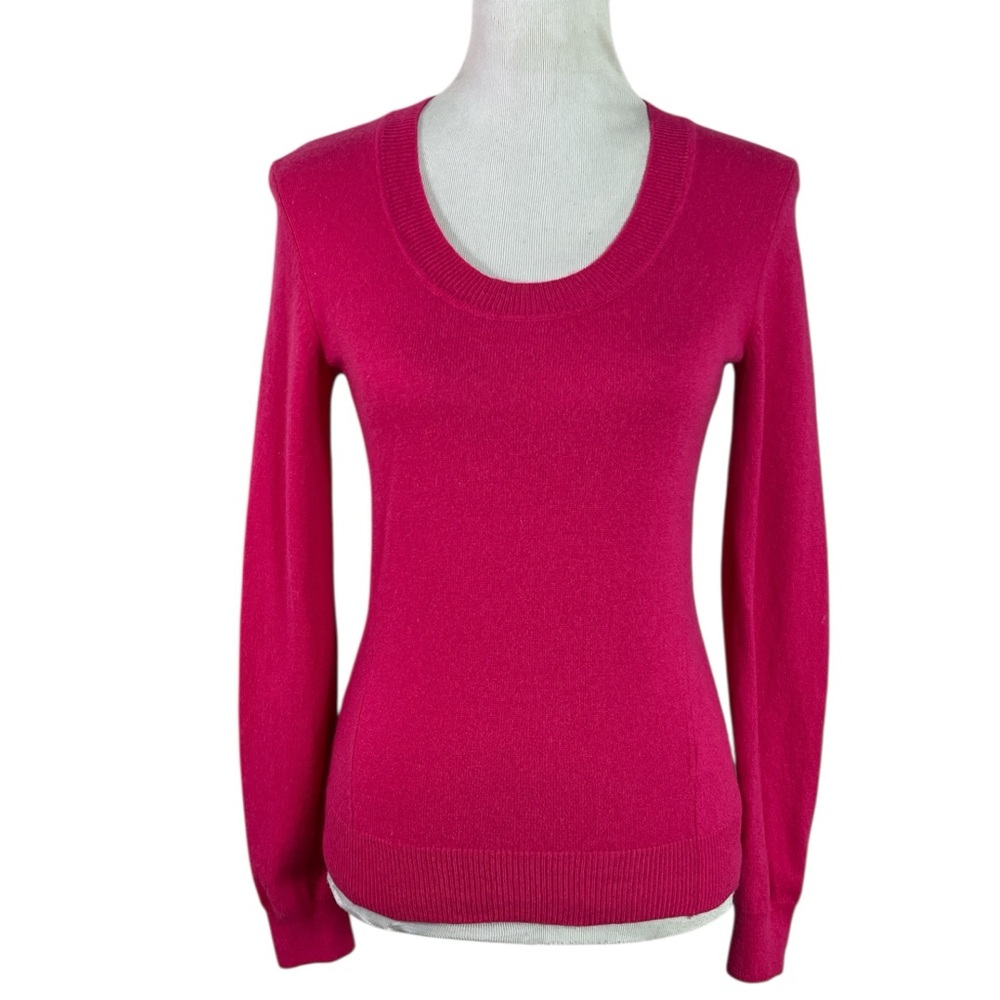 Prive Cashmere Scoopneck Sweater in Pink Size Small